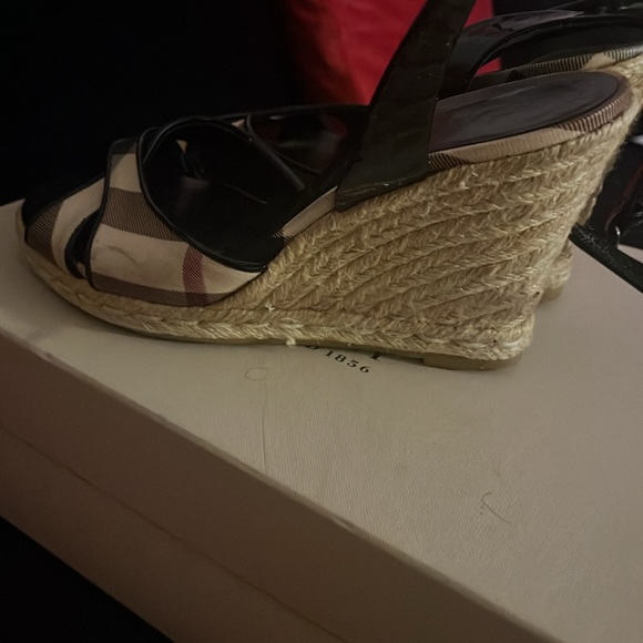Burberry wedge sandals - Picture 2 of 5